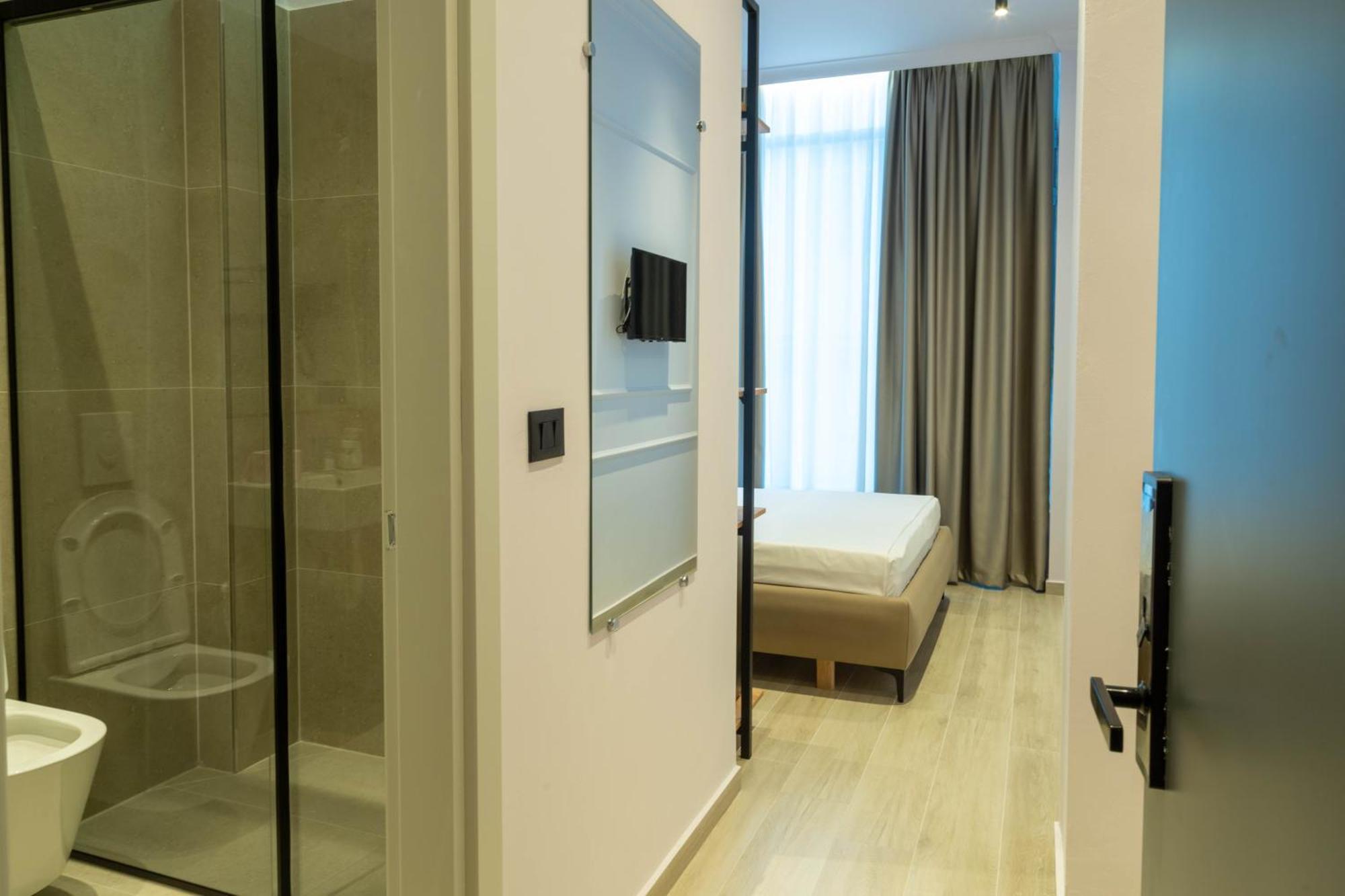 Amau Beach Rooms Durrës Esterno foto