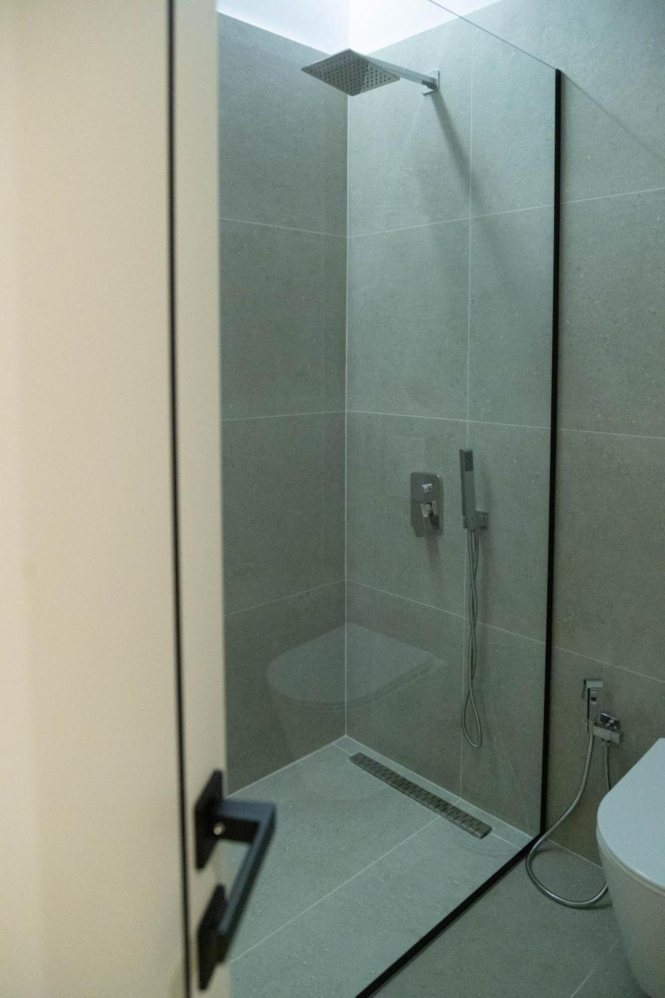 Amau Beach Rooms Durrës Esterno foto