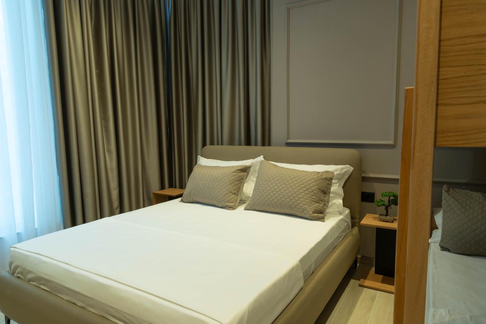 Amau Beach Rooms Durrës Esterno foto